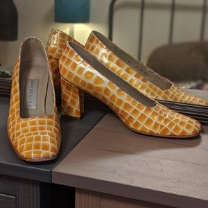 Vintage Bandolino Yellow Alligator Skin Heels
